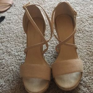 Nude wedges